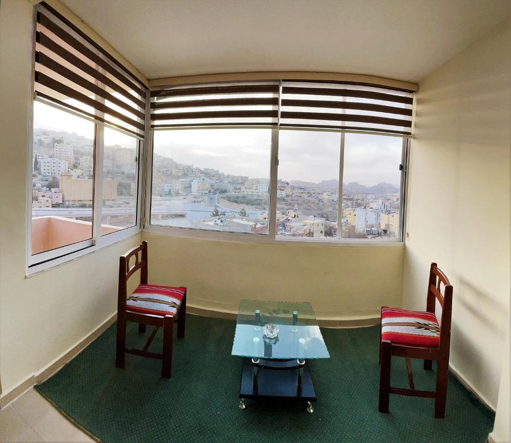 Orient Gate Hotel Wadi Musa Exterior photo