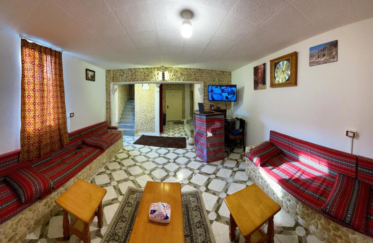 Orient Gate Hotel Wadi Musa Exterior photo